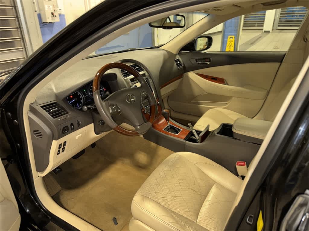 Thumbnail: 2011 Lexus ES - 29