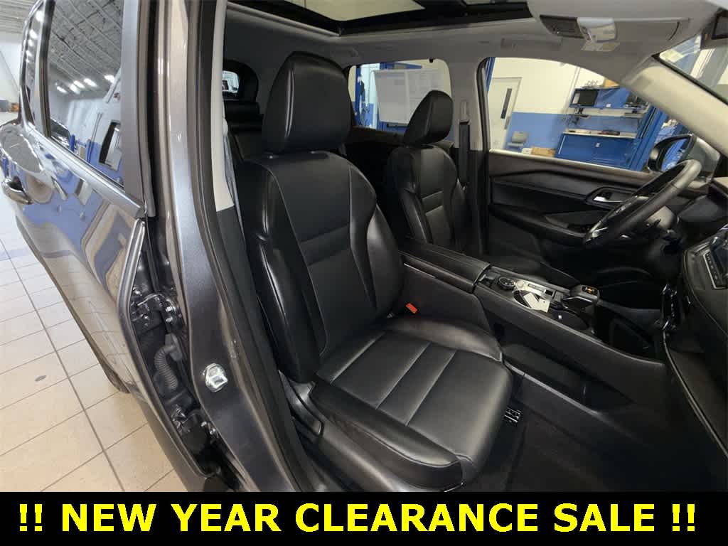 Thumbnail: 2023 Nissan Rogue - 16