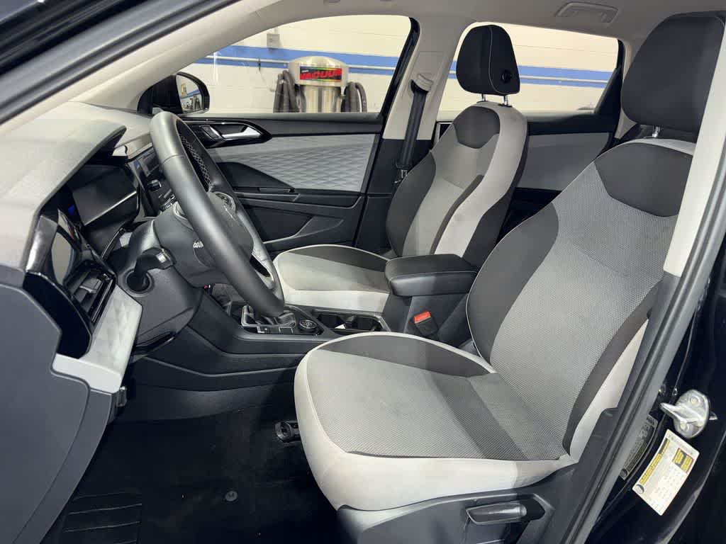 Thumbnail: 2023 Volkswagen Taos - 15