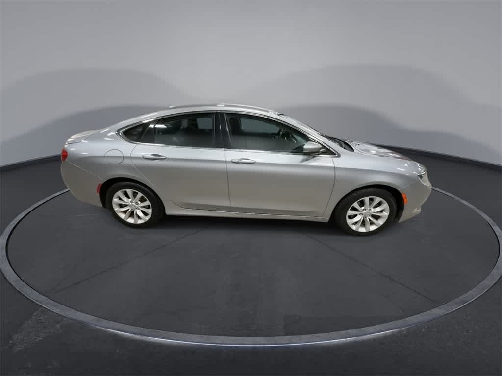 Thumbnail: 2015 Chrysler 200 - 9
