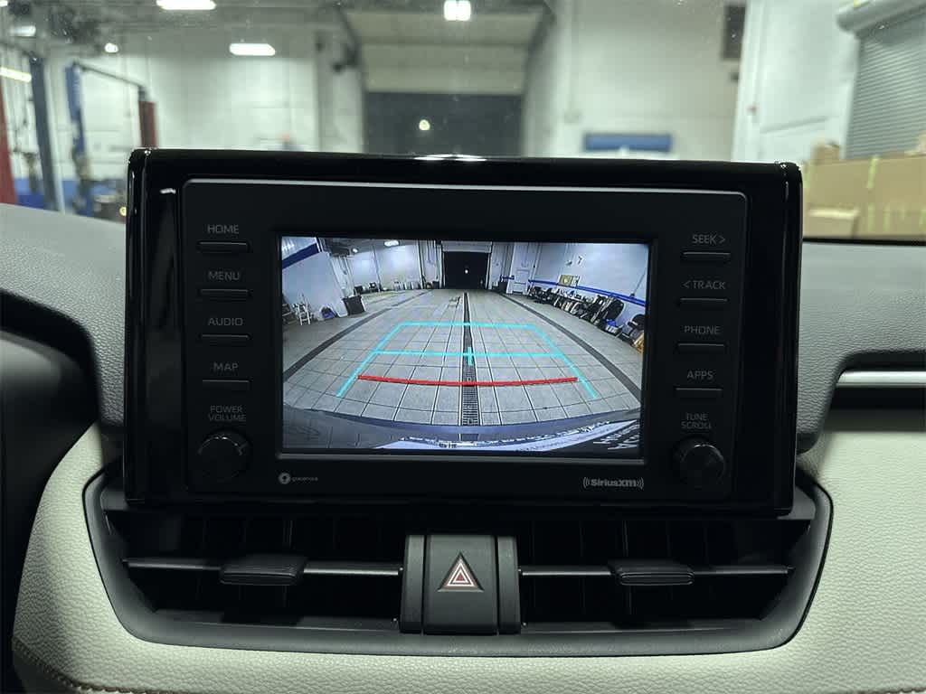 Thumbnail: 2021 Toyota RAV4 - 24