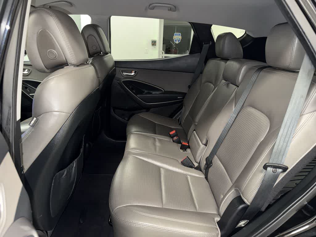 Thumbnail: 2013 Hyundai Santa Fe - 17