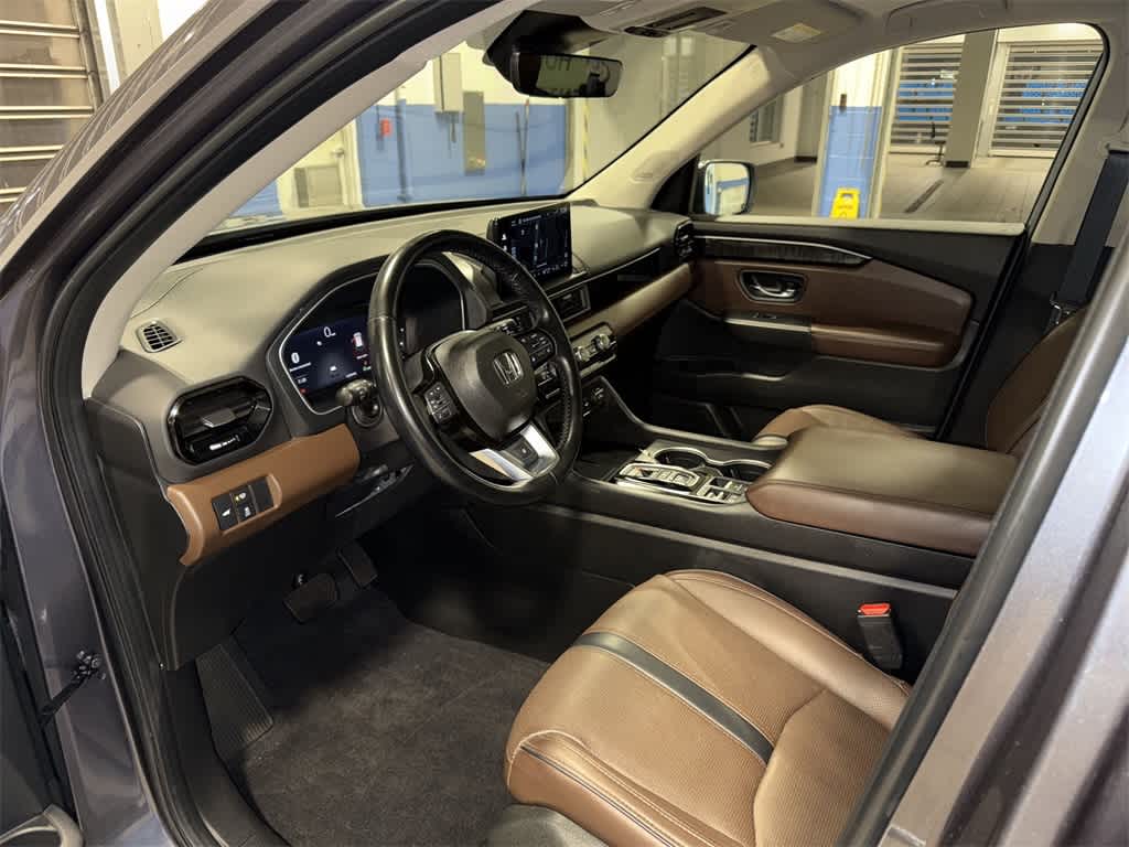 Thumbnail: 2023 Honda Pilot - 34