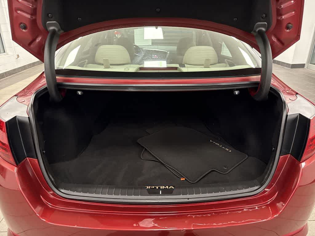 Thumbnail: 2013 Kia Optima - 11