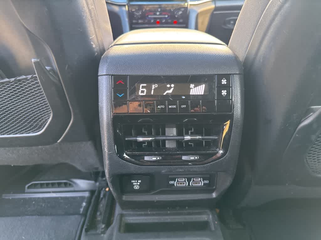 Thumbnail: 2022 Jeep Grand Cherokee - 16