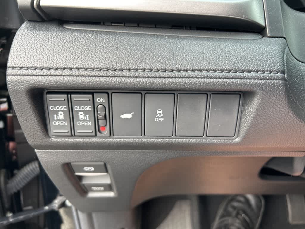 2025 Honda Odyssey EX-L 16