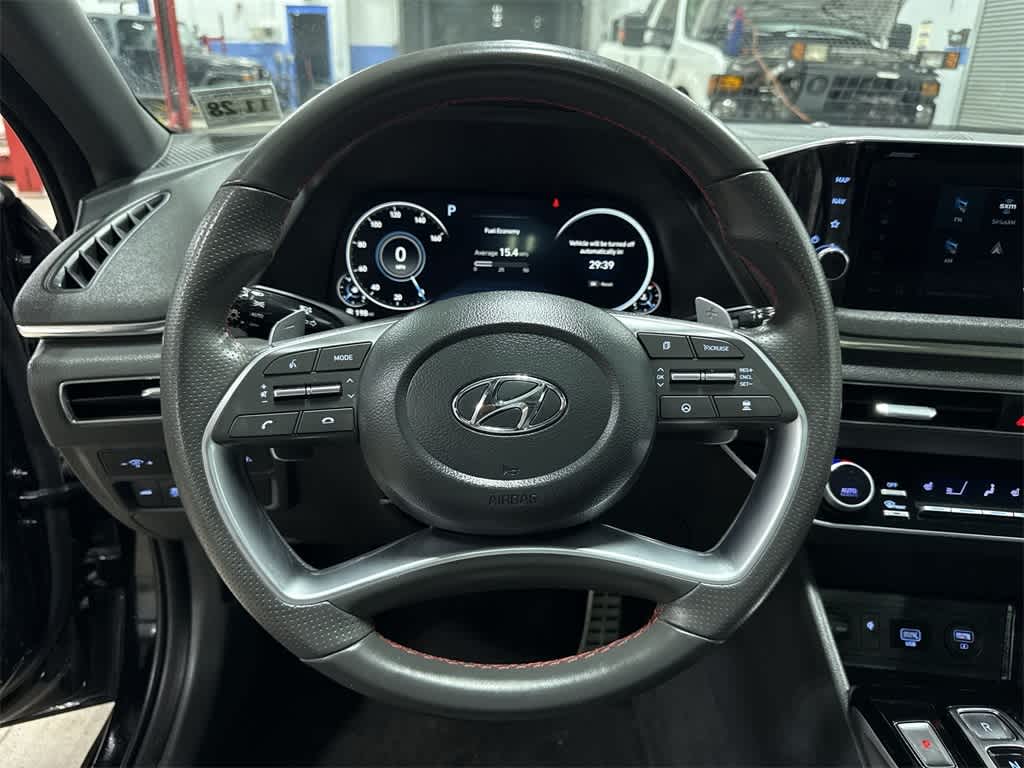 Thumbnail: 2023 Hyundai Sonata - 18