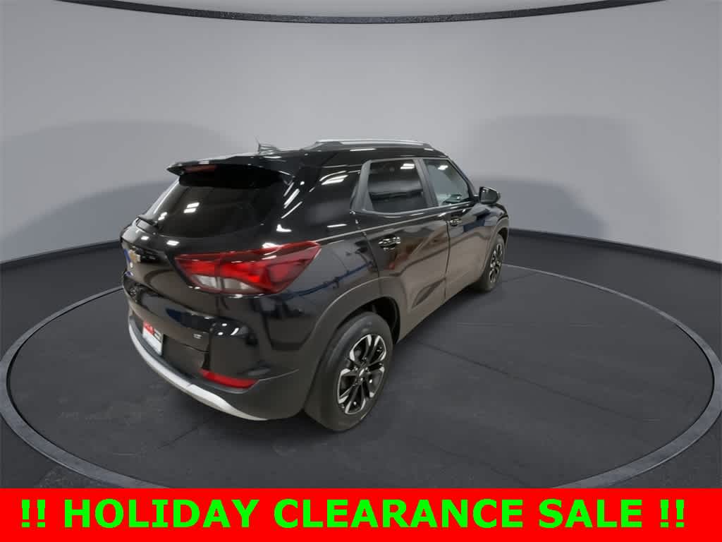 Thumbnail: 2023 Chevrolet TrailBlazer - 8