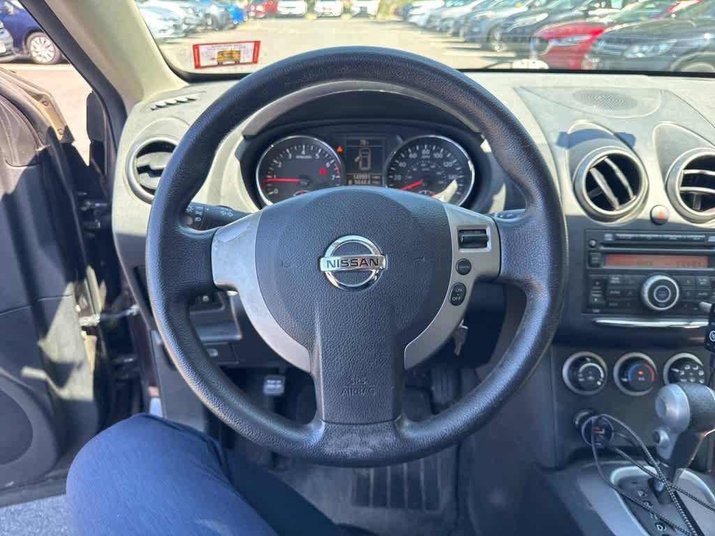 Thumbnail: 2013 Nissan Rogue - 9