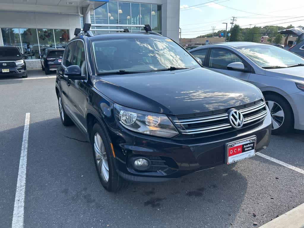Thumbnail: 2014 Volkswagen Tiguan - 3
