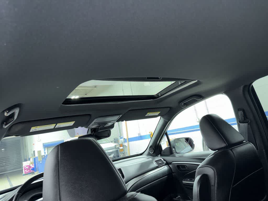 Thumbnail: 2023 Honda Passport - 24