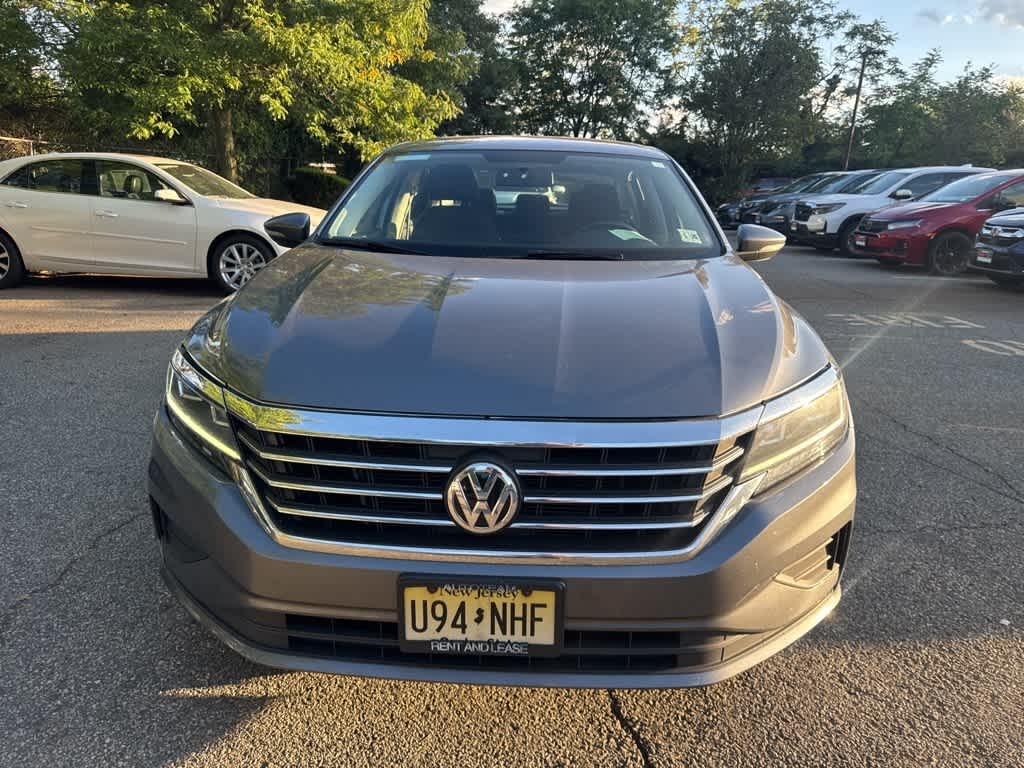 Thumbnail: 2021 Volkswagen Passat - 2
