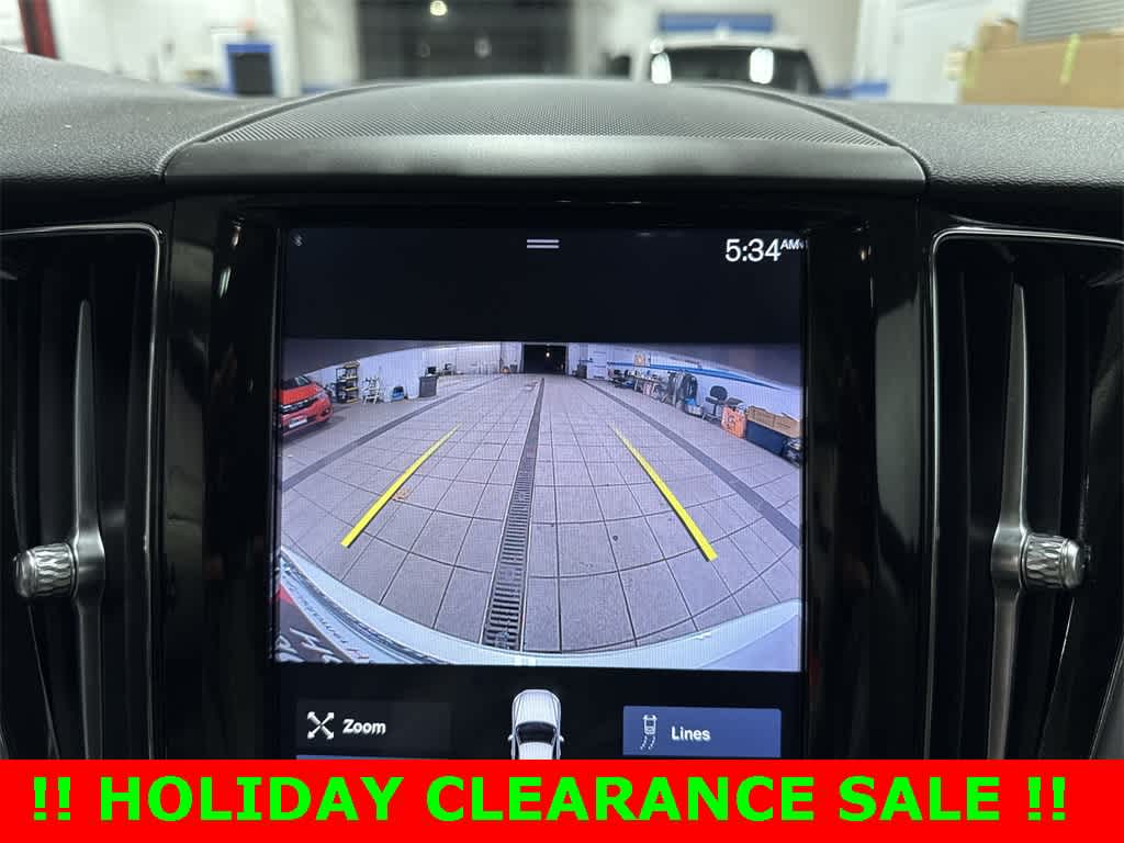 Thumbnail: 2020 Volvo XC60 - 25