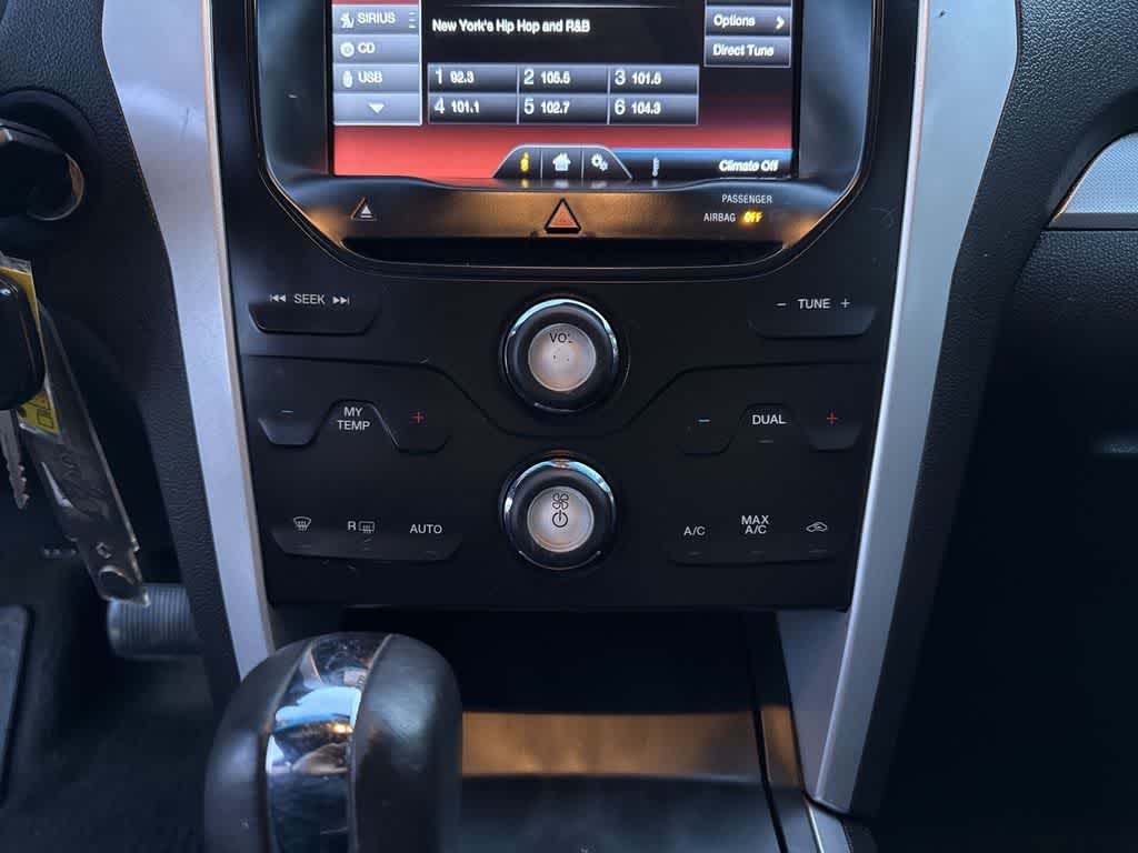 Thumbnail: 2014 Ford Explorer - 23