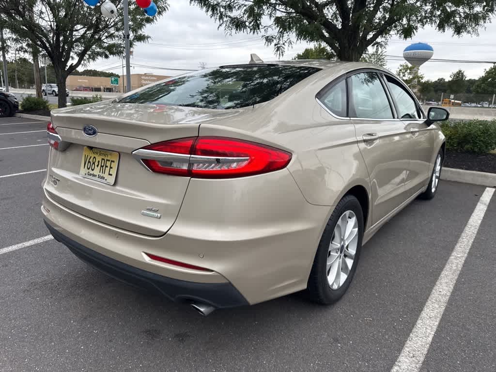 Thumbnail: 2019 Ford Fusion - 4