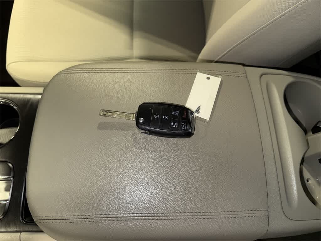 Thumbnail: 2019 Kia Sedona - 33