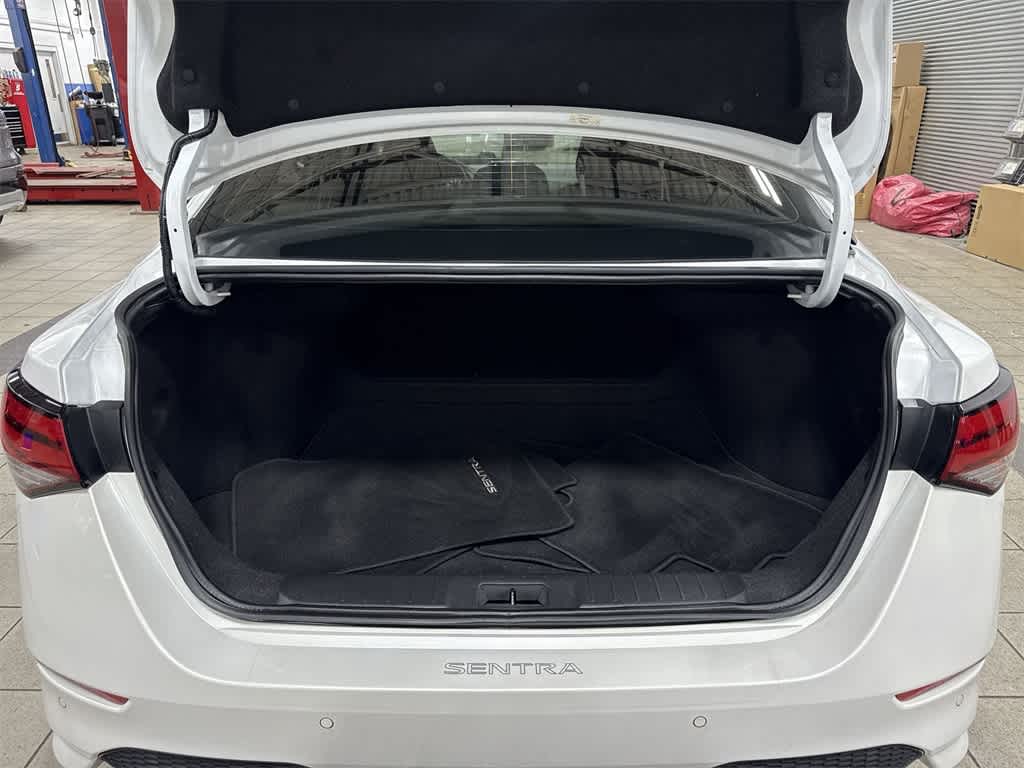 Thumbnail: 2023 Nissan Sentra - 11