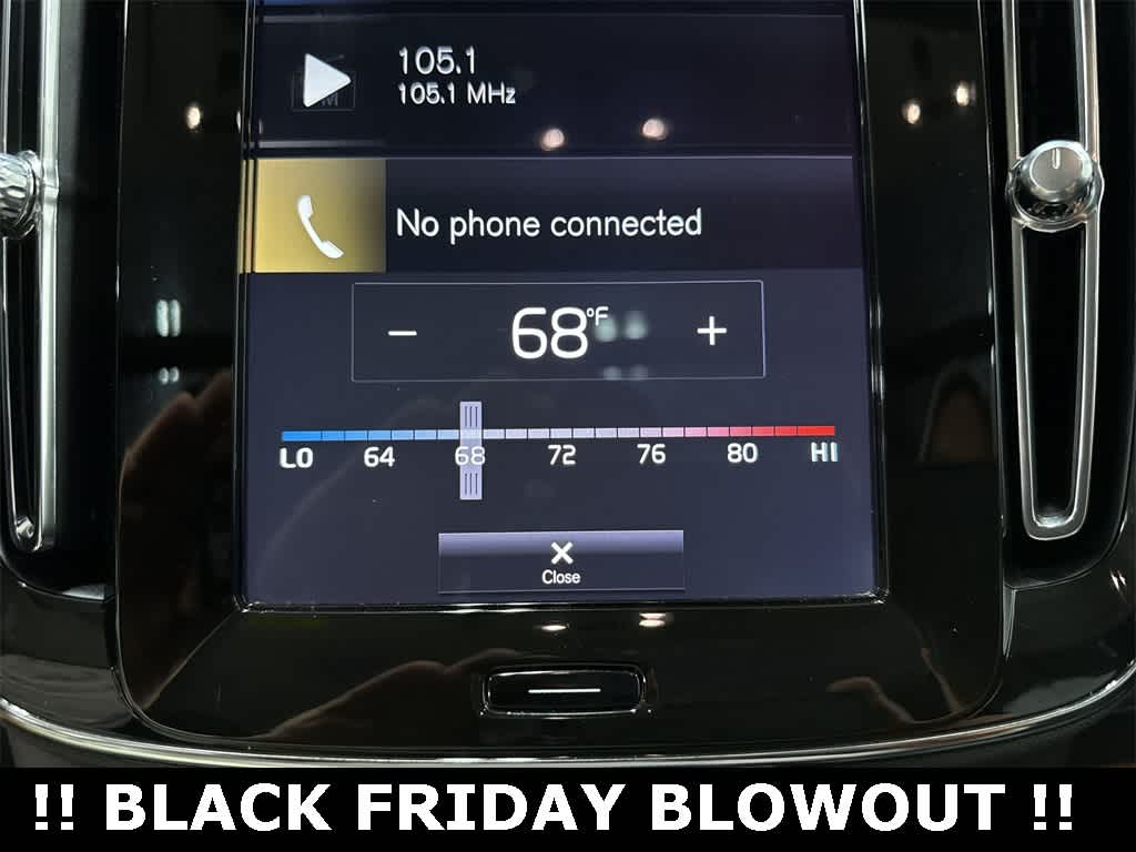 Thumbnail: 2020 Volvo XC40 - 21