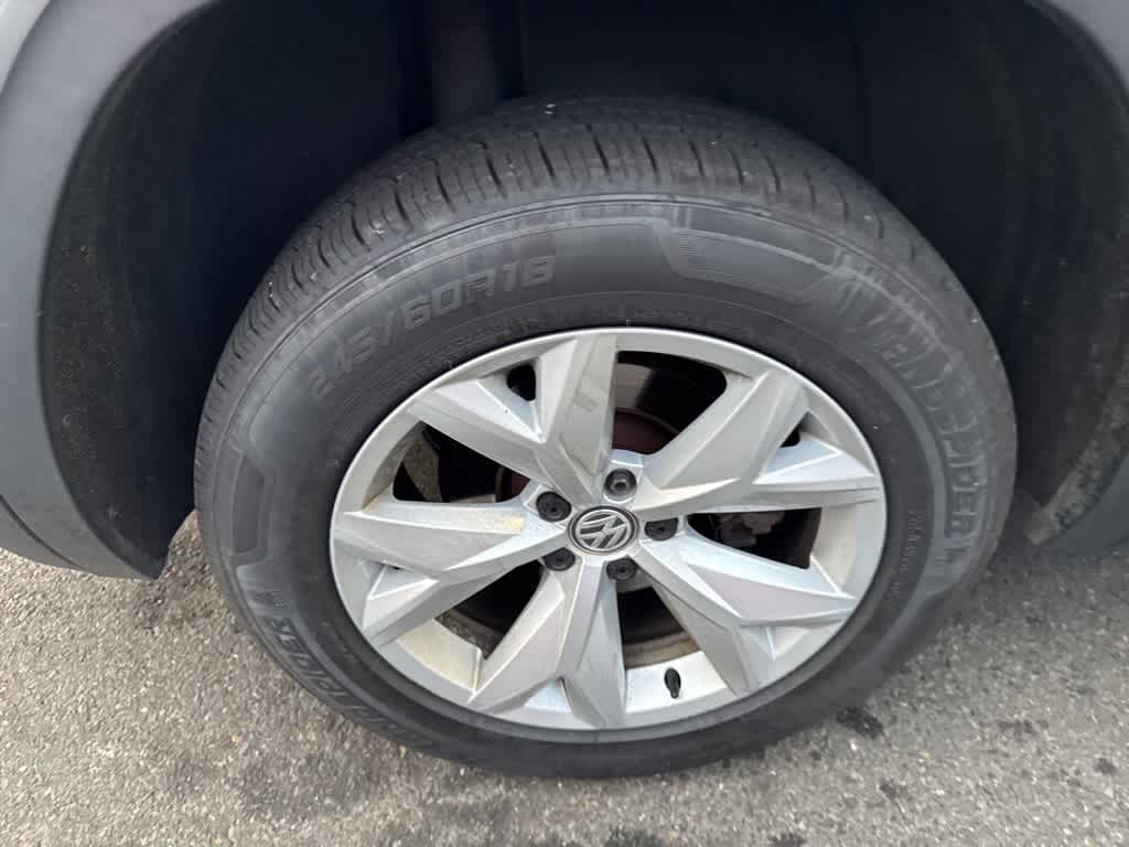 Thumbnail: 2018 Volkswagen Atlas - 26