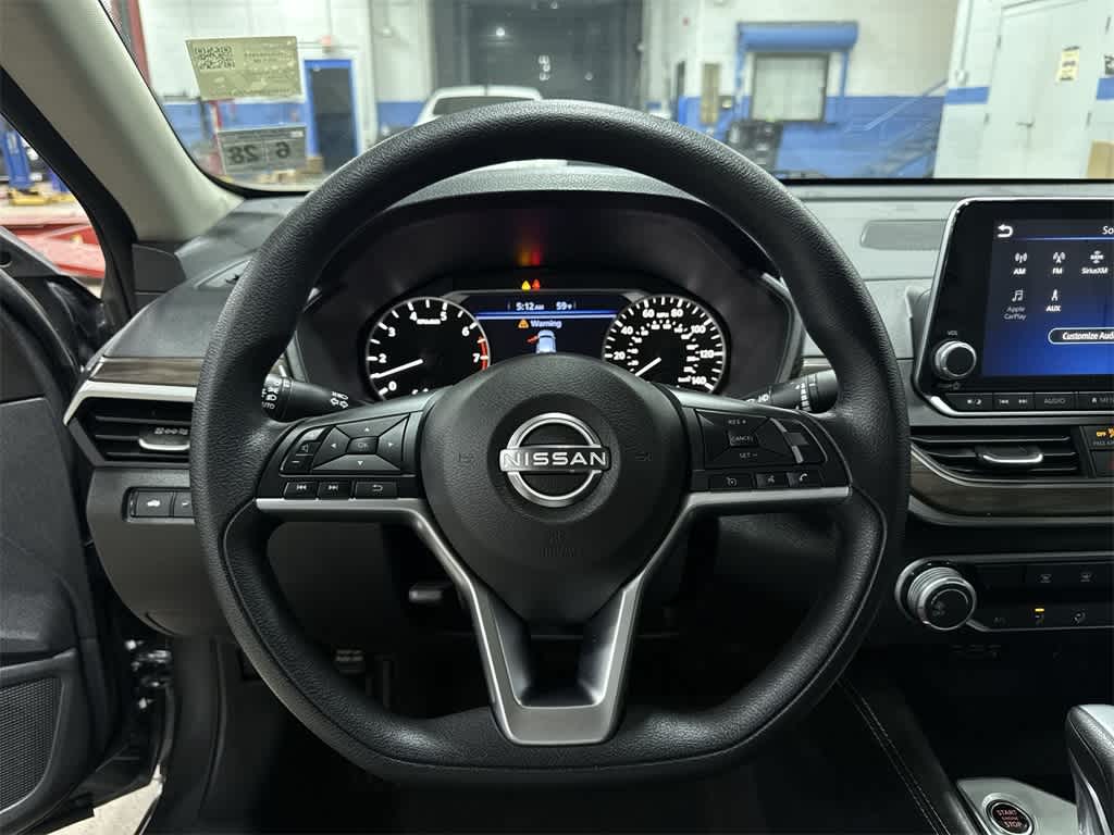 Thumbnail: 2023 Nissan Altima - 18