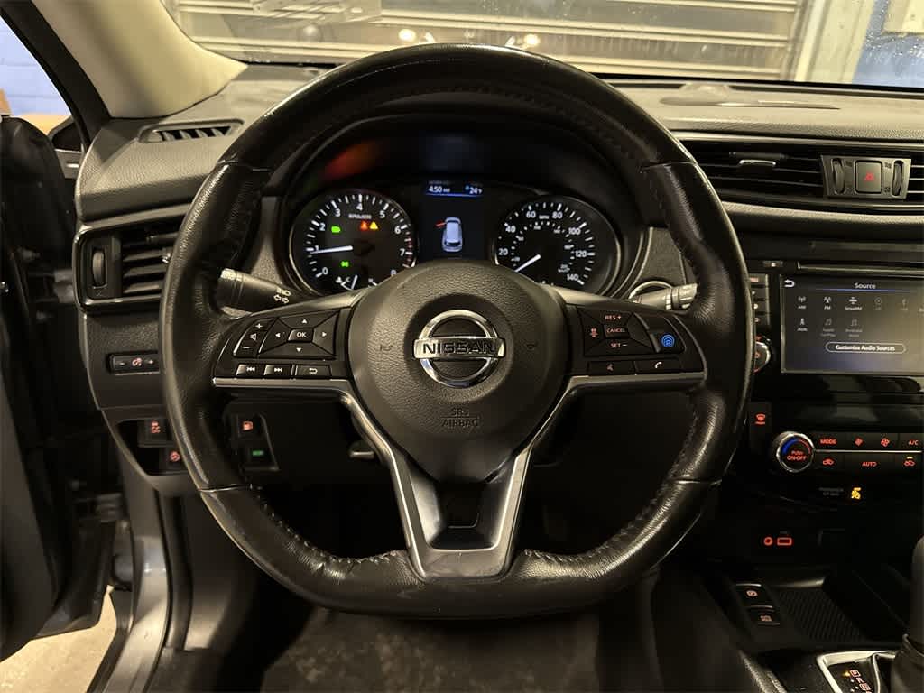 Thumbnail: 2019 Nissan Rogue - 18