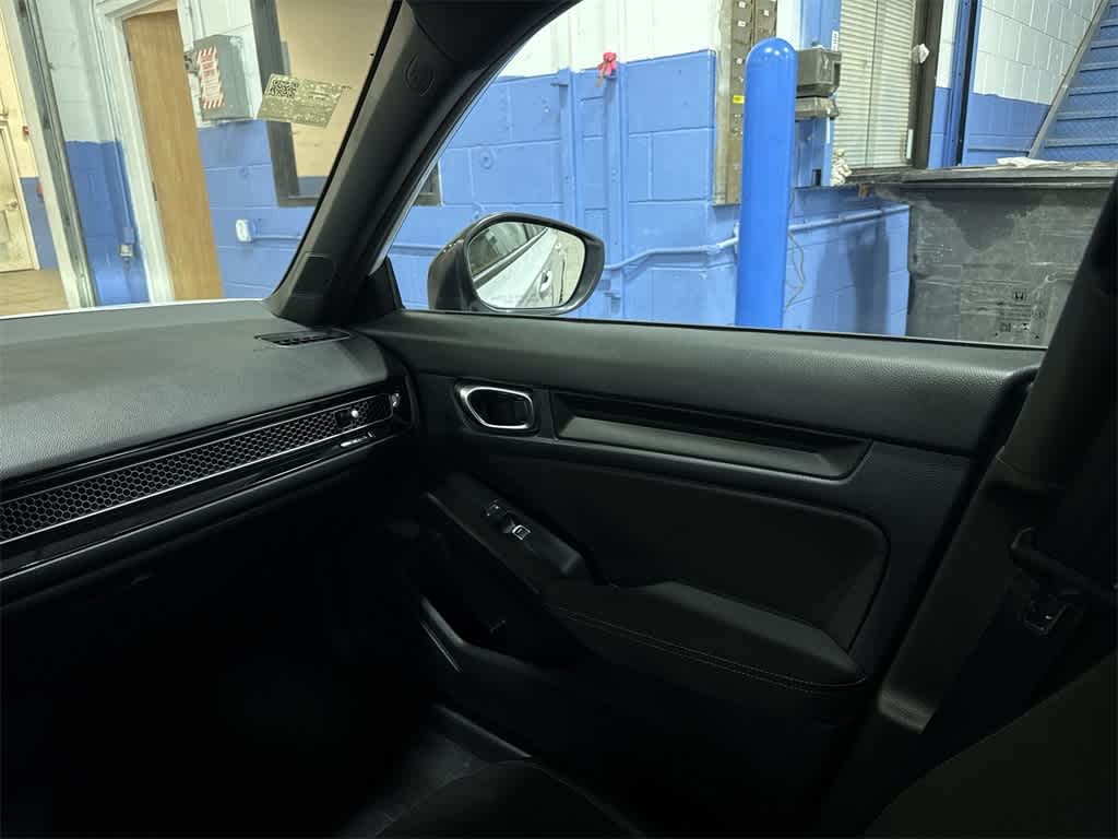 Thumbnail: 2022 Honda Civic - 11