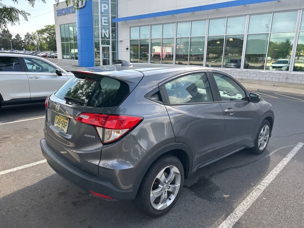 Thumbnail: 2022 Honda HR-V - 6