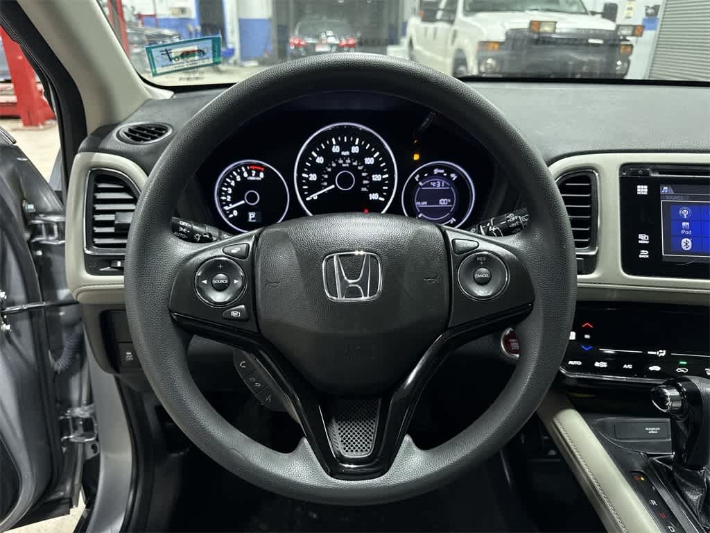 Thumbnail: 2018 Honda HR-V - 18