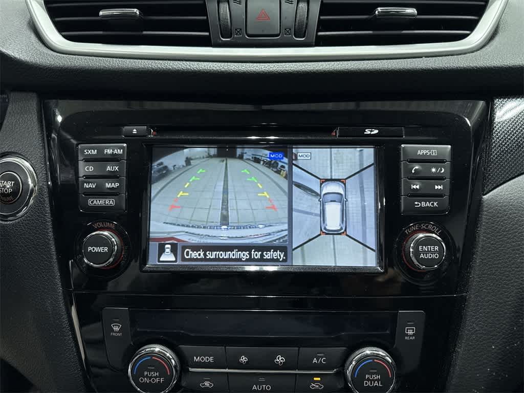 Thumbnail: 2015 Nissan Rogue - 26