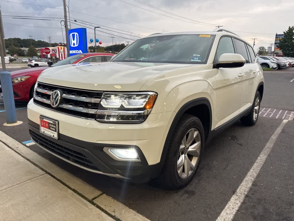 Thumbnail: 2018 Volkswagen Atlas - 1