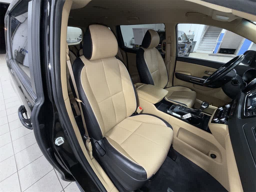 Thumbnail: 2018 Kia Sedona - 16