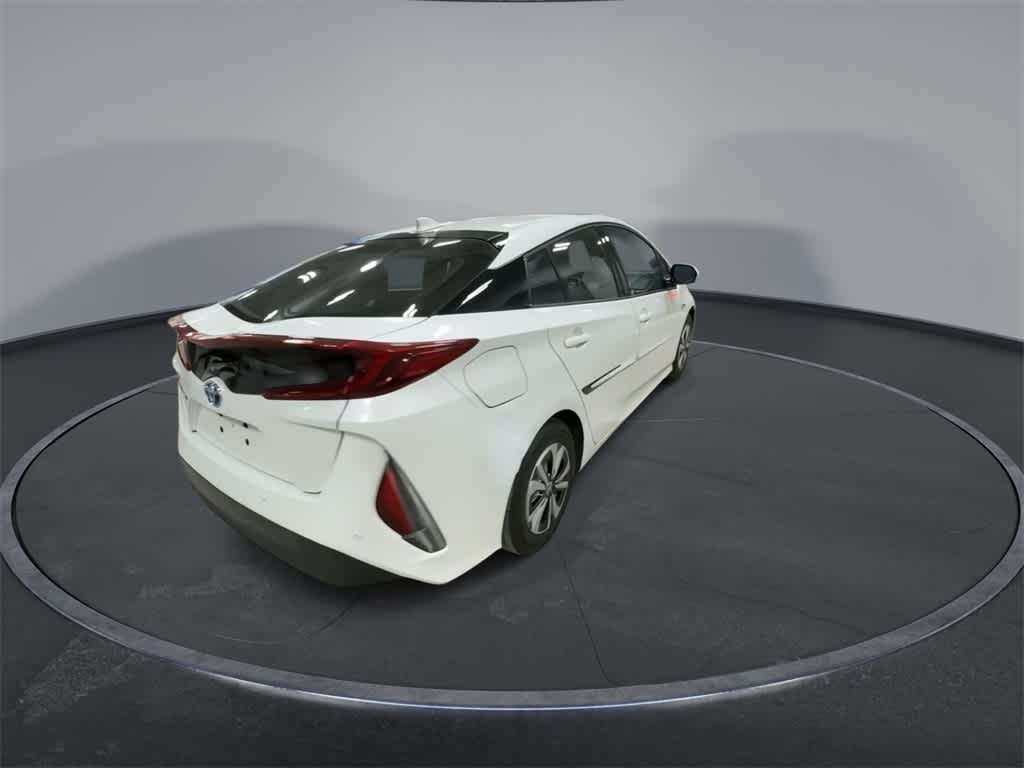 Thumbnail: 2018 Toyota Prius Prime - 8