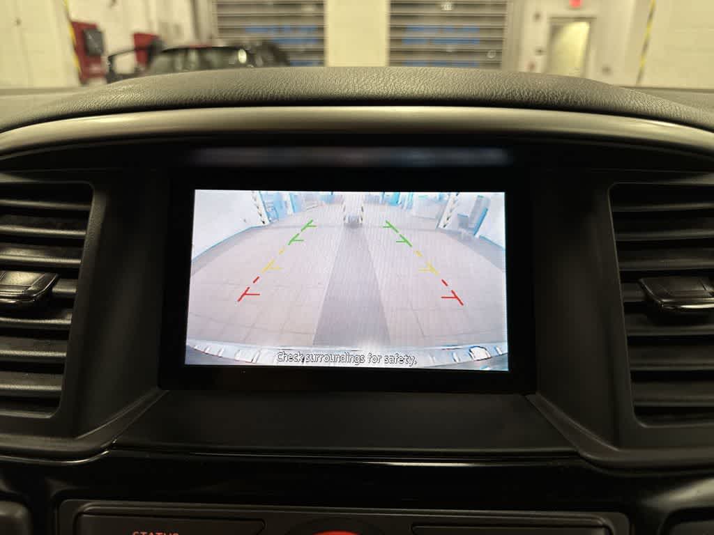 Thumbnail: 2016 Nissan Pathfinder - 25