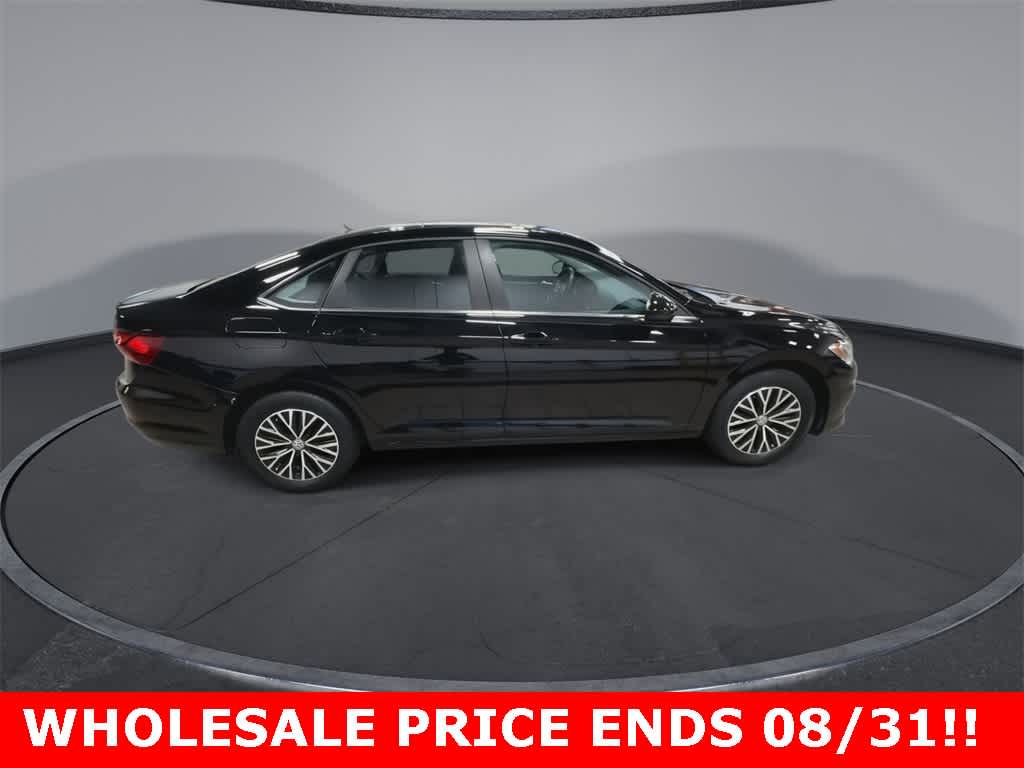 Thumbnail: 2019 Volkswagen Jetta - 9