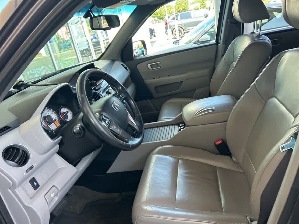 Thumbnail: 2015 Honda Pilot - 13