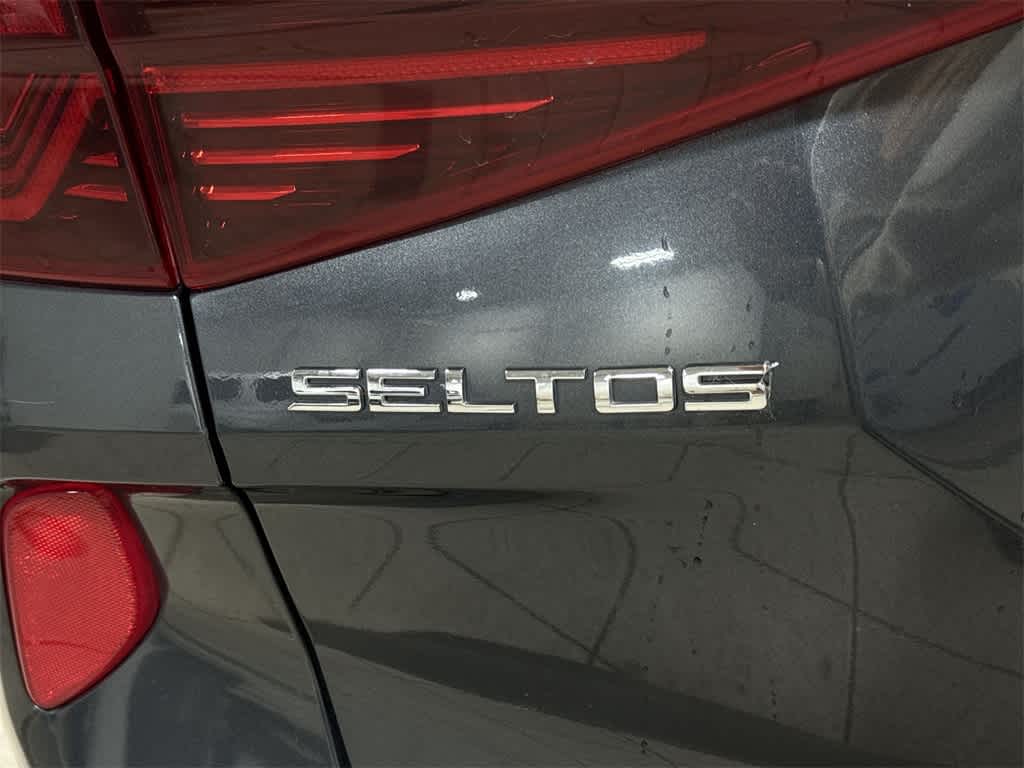 Thumbnail: 2021 Kia Seltos - 21