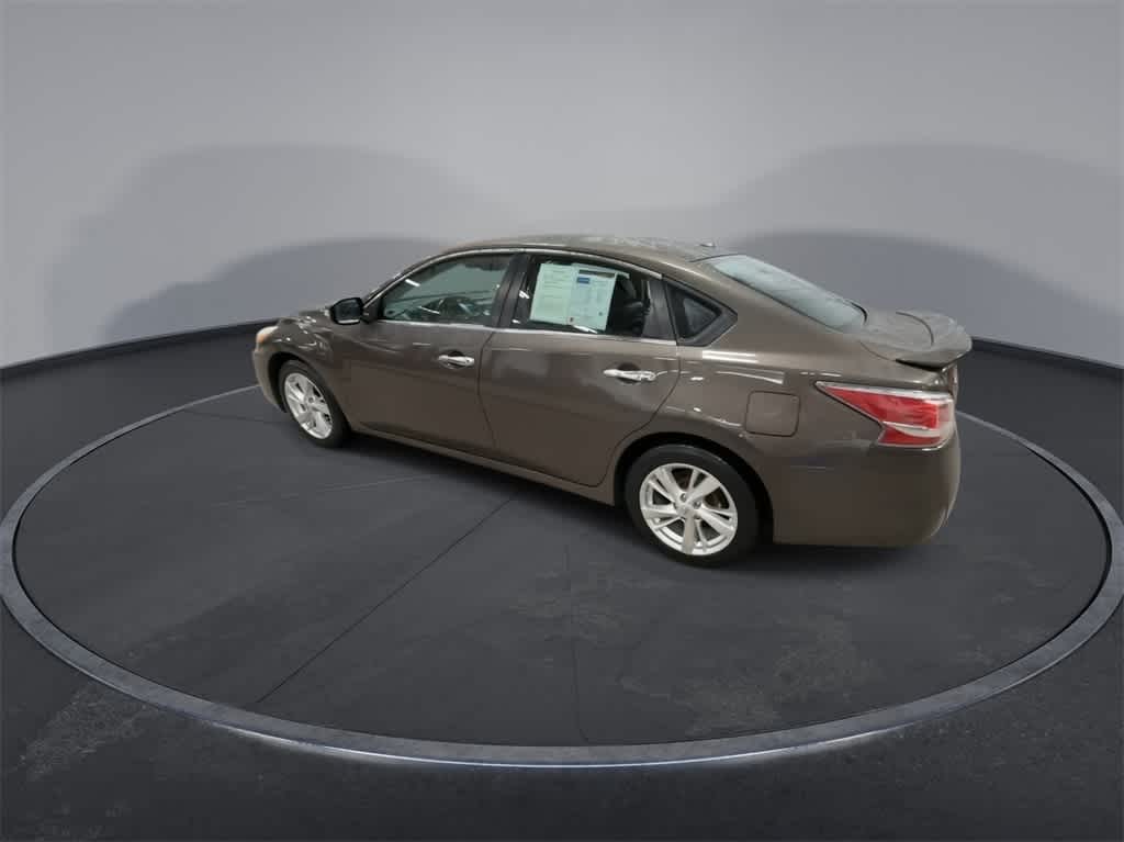 Thumbnail: 2014 Nissan Altima - 6
