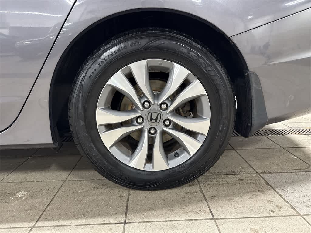 Thumbnail: 2015 Honda Accord - 10