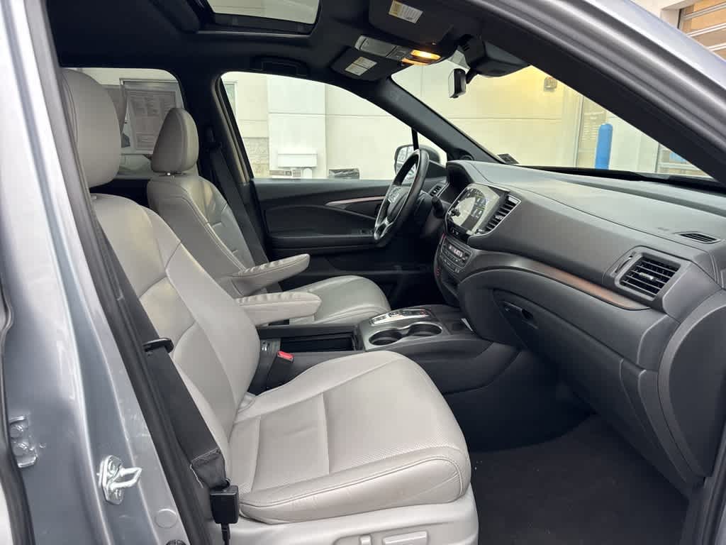 Thumbnail: 2023 Honda Passport - 15