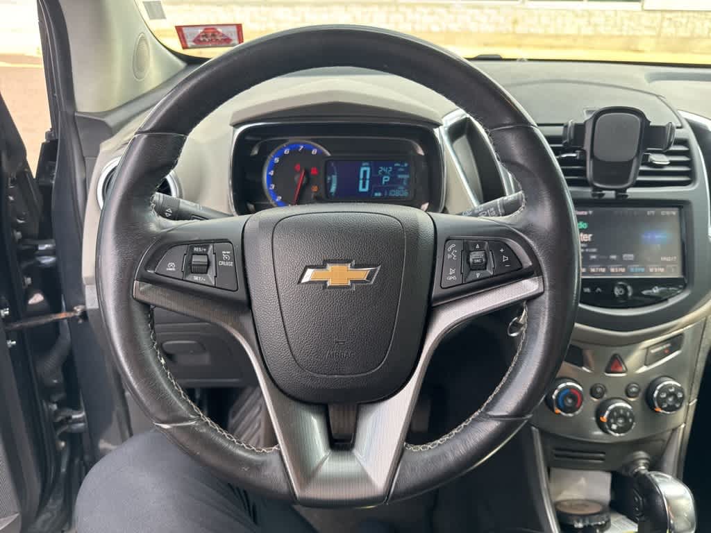 Thumbnail: 2016 Chevrolet Trax - 15
