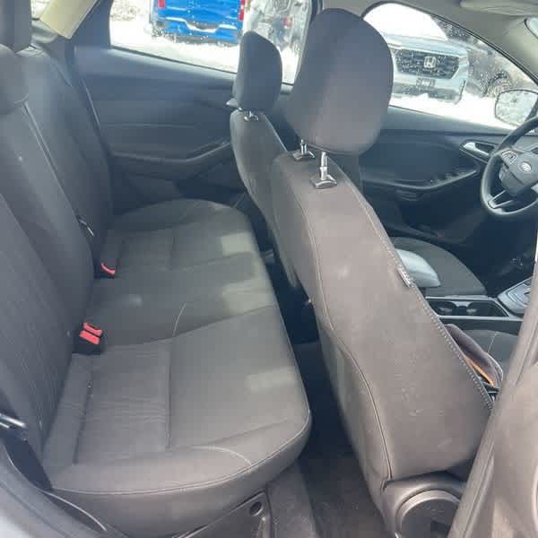 Thumbnail: 2016 Ford Focus - 16