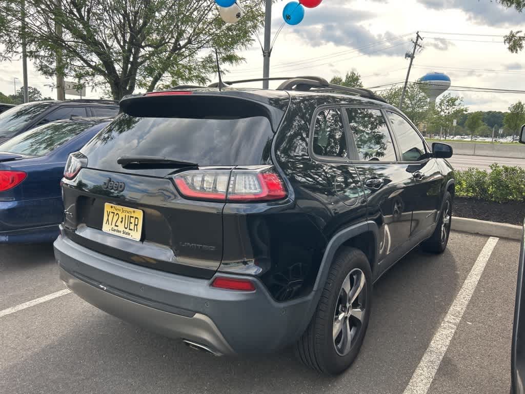 Thumbnail: 2019 Jeep Cherokee - 18