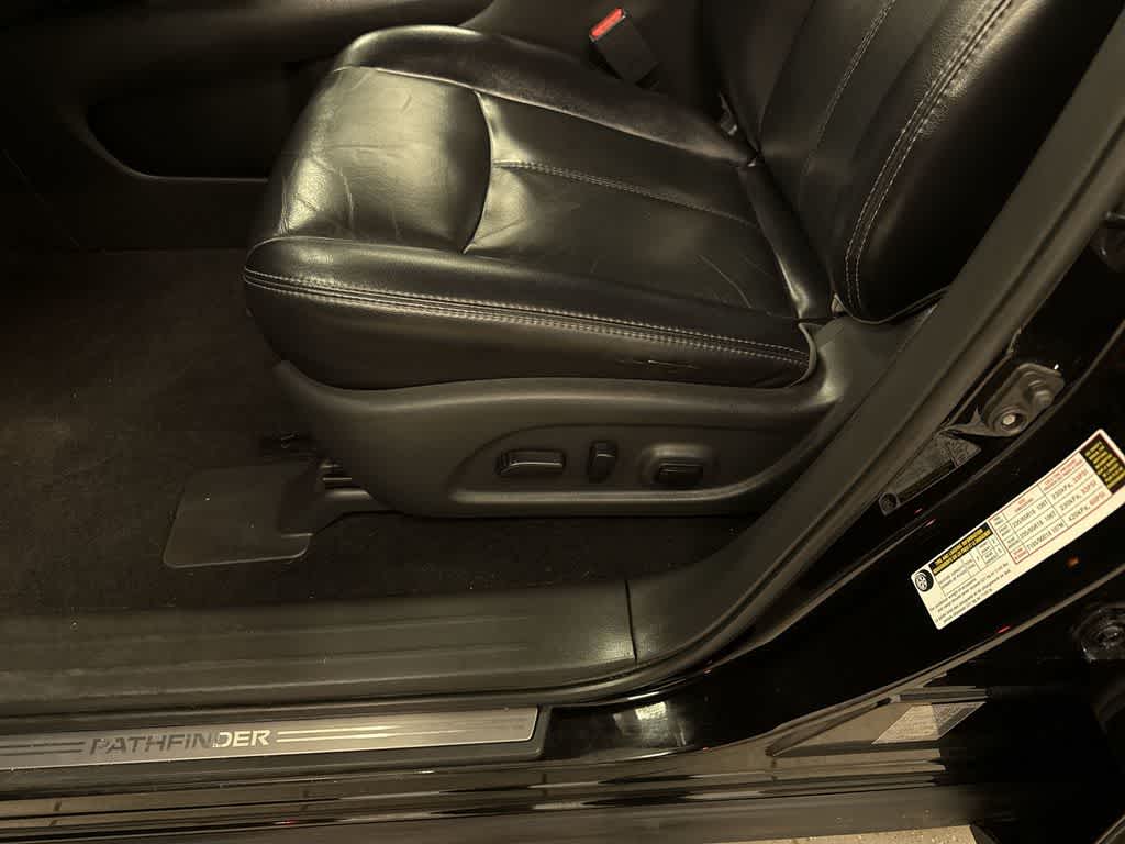 Thumbnail: 2018 Nissan Pathfinder - 25