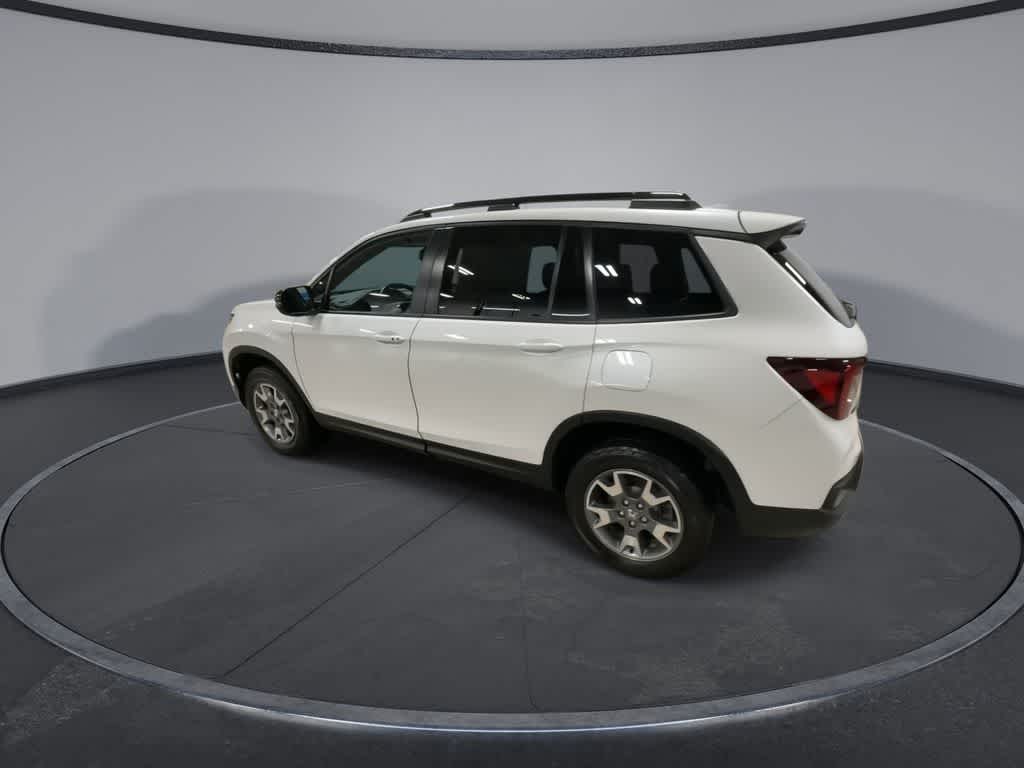 Thumbnail: 2023 Honda Passport - 6