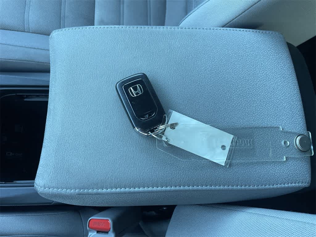 2017 Honda CR-V EX 32