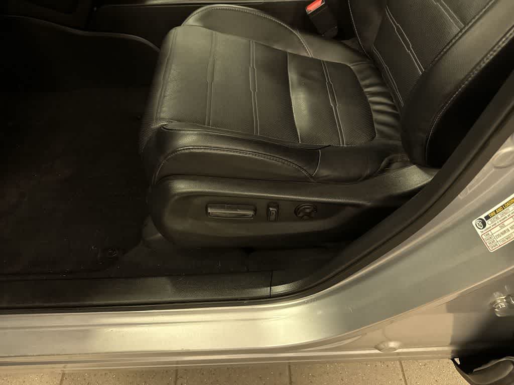 Thumbnail: 2018 Honda CR-V - 23
