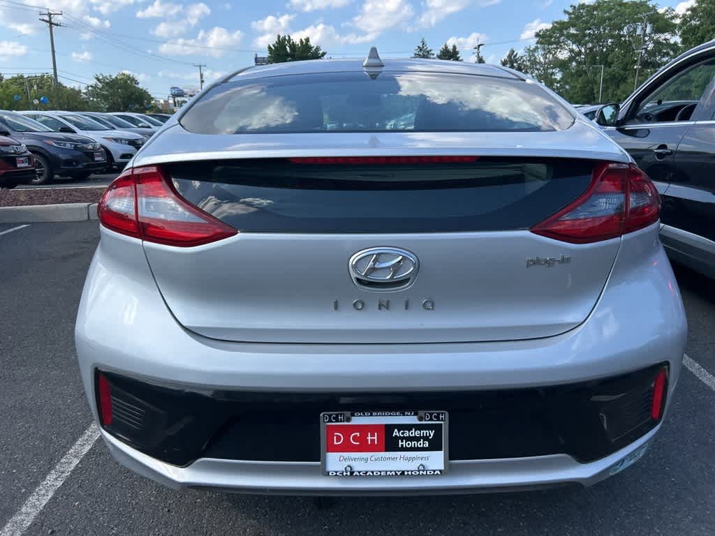 Thumbnail: 2019 Hyundai Ioniq - 10