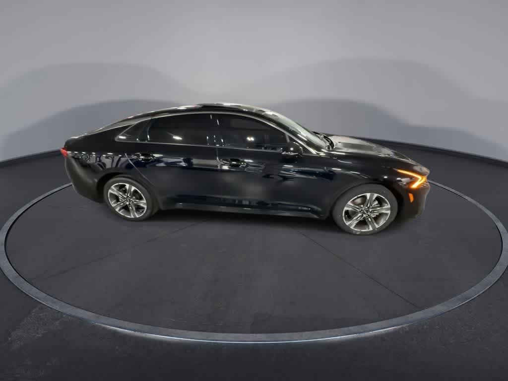 Thumbnail: 2022 Kia K5 - 9