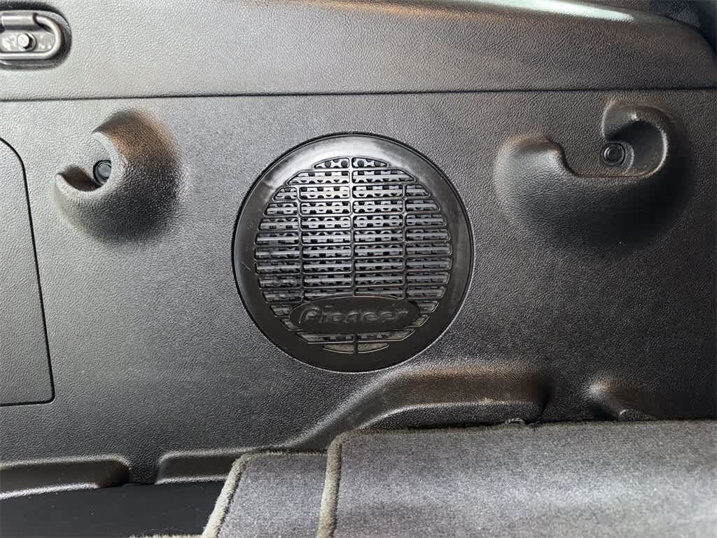 Thumbnail: 2009 Chevrolet HHR - 25