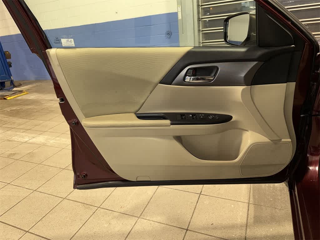 Thumbnail: 2014 Honda Accord - 27